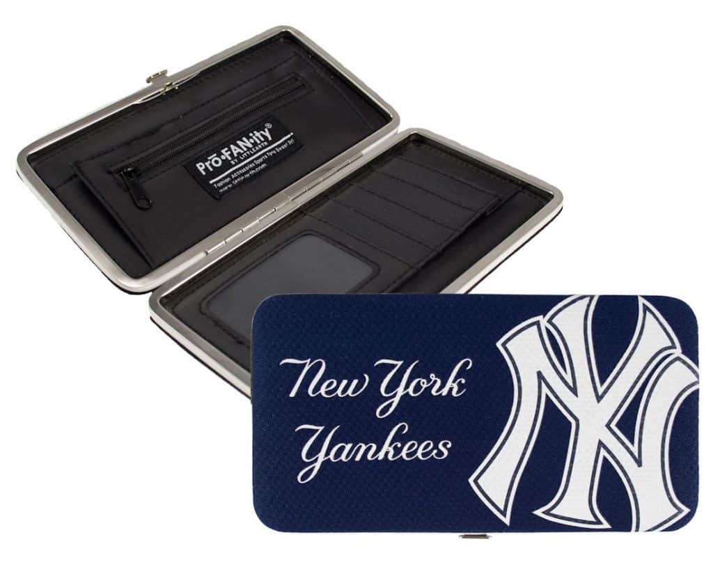 New York Yankees Shell Mesh Wallet